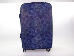 Чехол на чемодан
