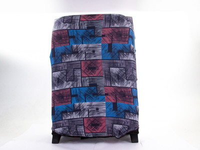 Чехол на чемодан