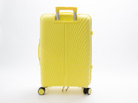 Чемодан пластиковый