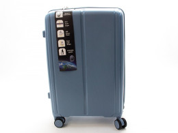 Чемодан пластиковый