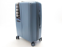 Чемодан пластиковый